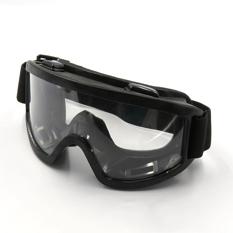 black goggles ski