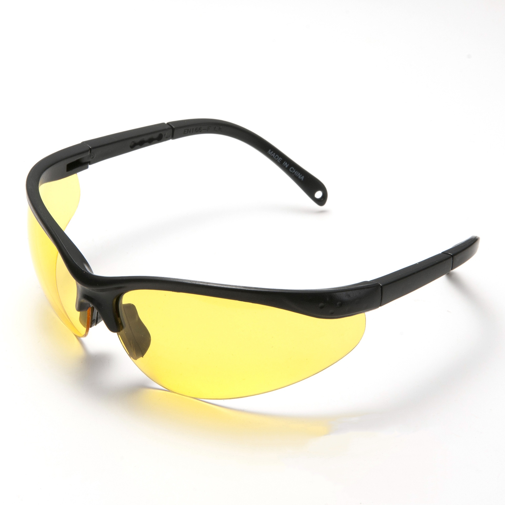 Anti-Fog Safety Glasses Manufactured for Increased Visibility