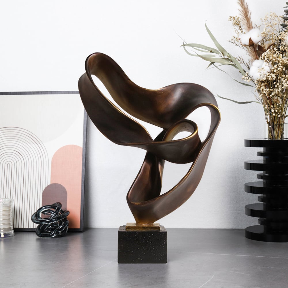 Featured image for the abstract figure sculpture guide