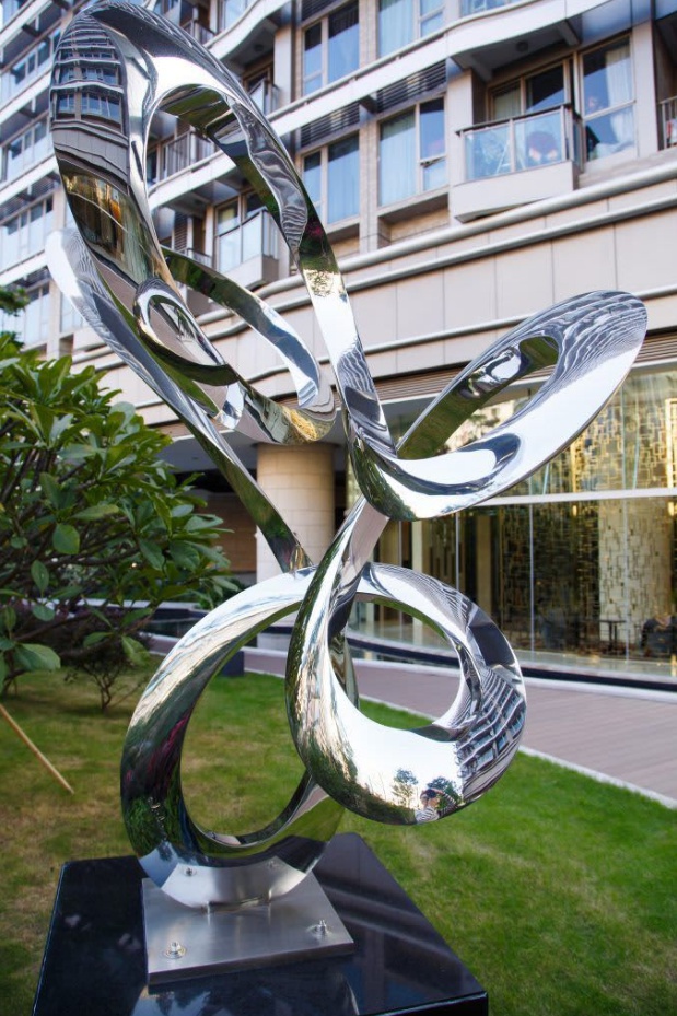 An application scenario or product detail of abstract metal sculpture - Image 7