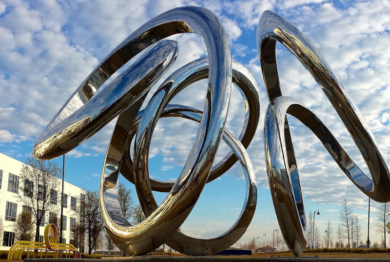 An application scenario or product detail of abstract metal sculpture - Image 17