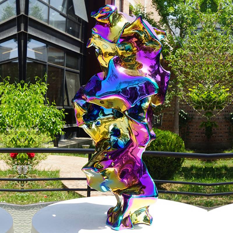 An application scenario or product detail of abstract metal sculptures - Image 19