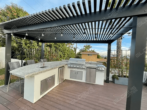 An application scenario or product detail of aluminum pergola - Image 6