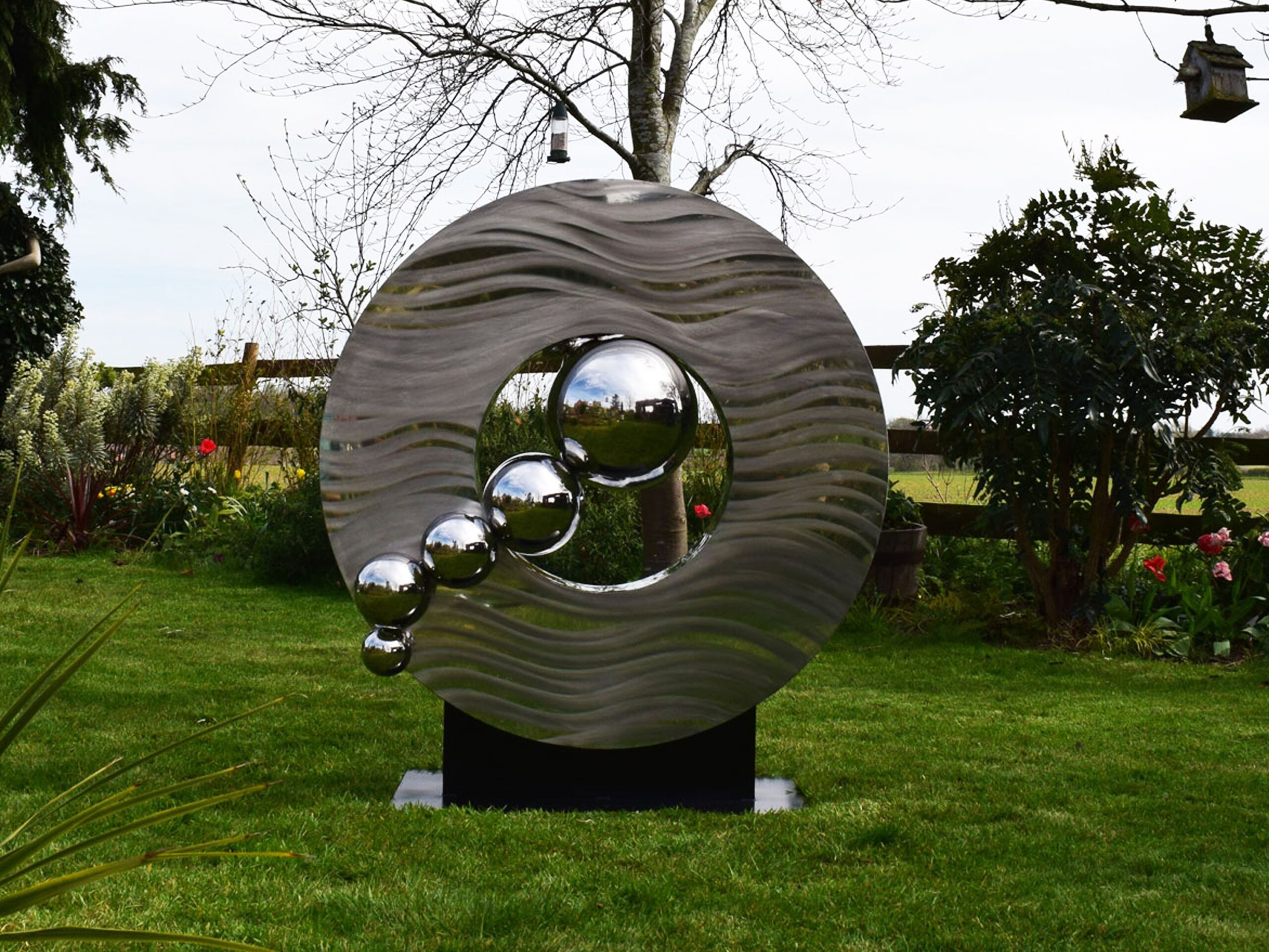 An application scenario or product detail of art garden sculpture - Image 4