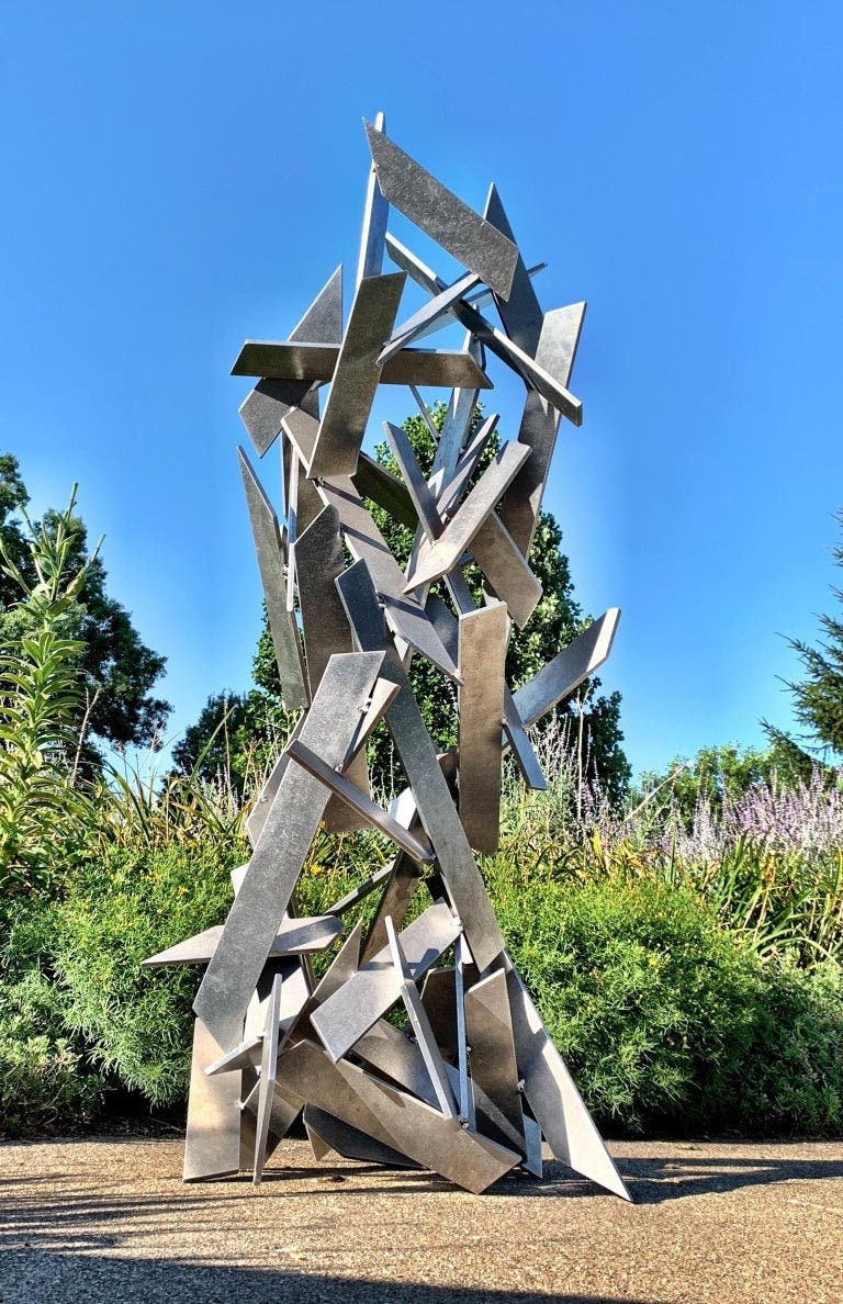 An application scenario or product detail of art sculptures - Image 14