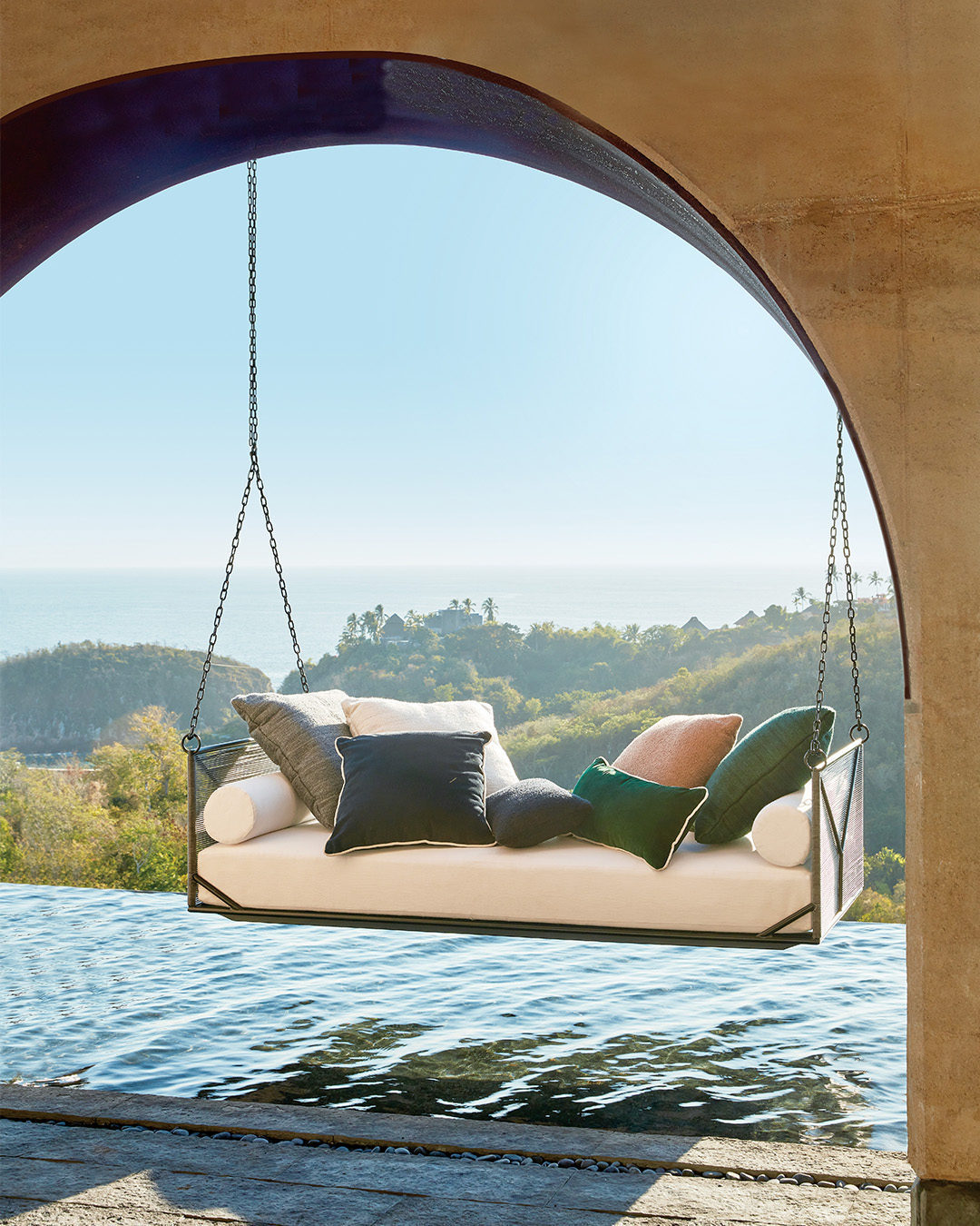 An application scenario or product detail of best outdoor daybed - Image 2