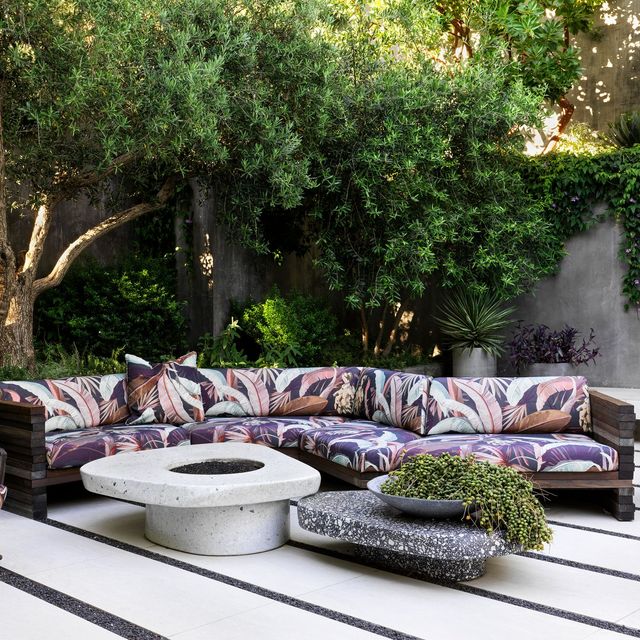 An application scenario or product detail of best outdoor sofas - Image 5