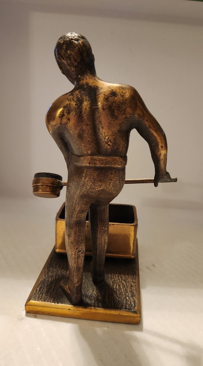 An application scenario or product detail of bronze art sculpture - Image 11