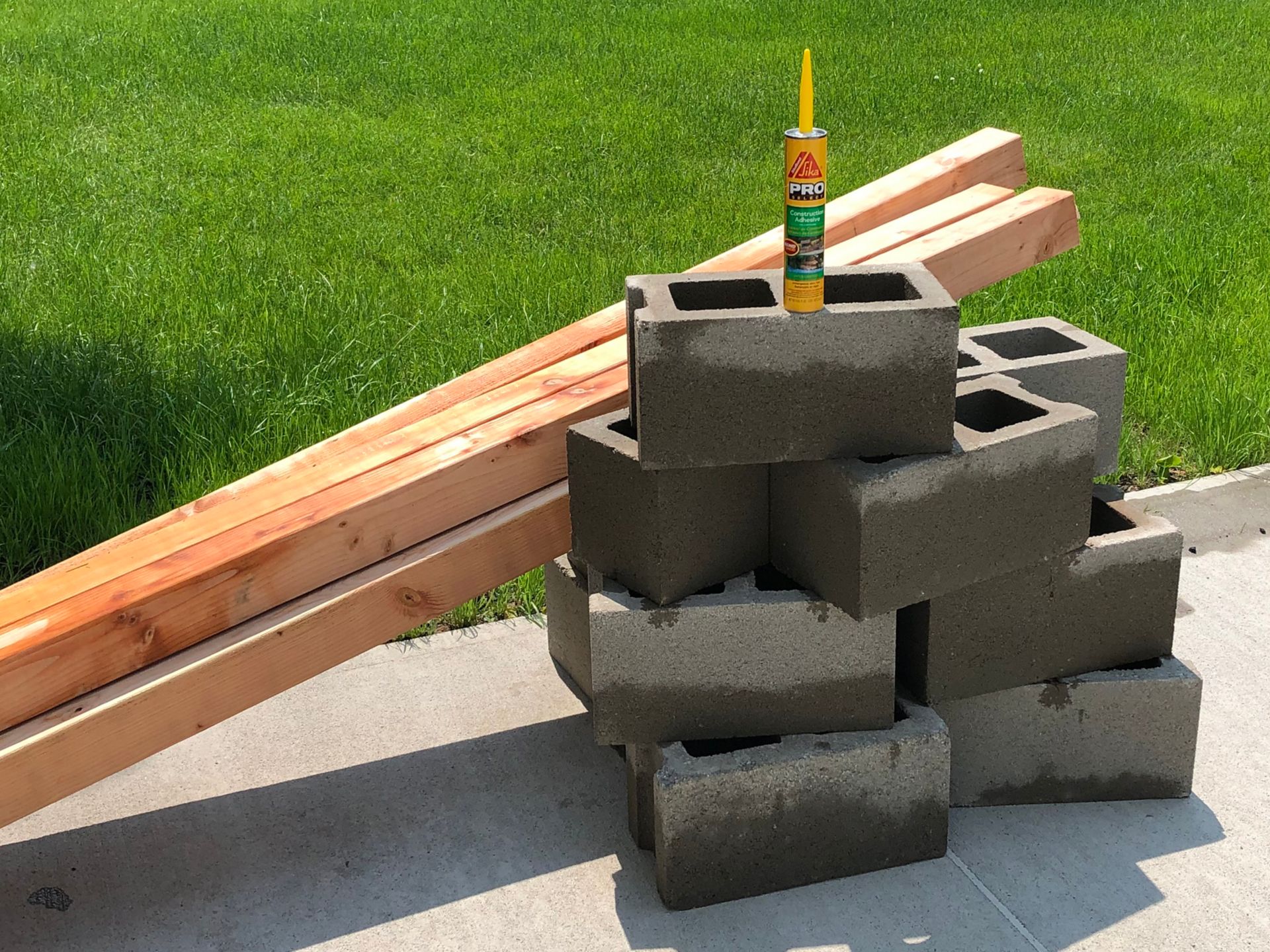 An application scenario or product detail of cement block bench - Image 8