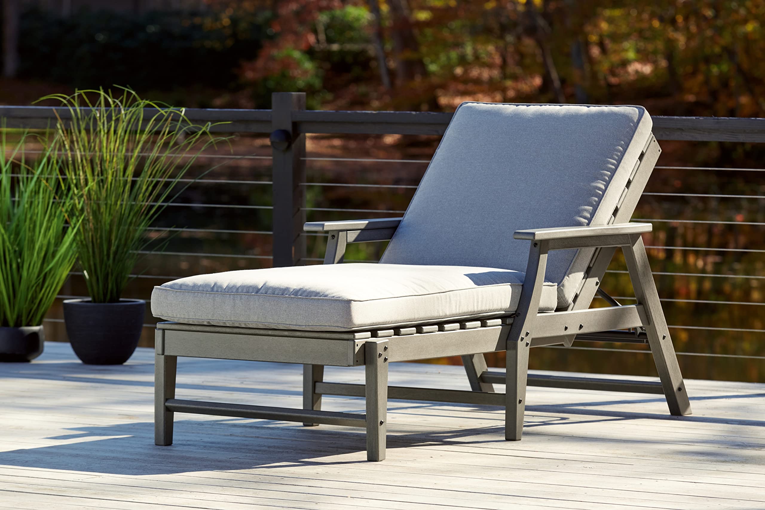 Featured image for the contemporary outdoor chaise lounge guide