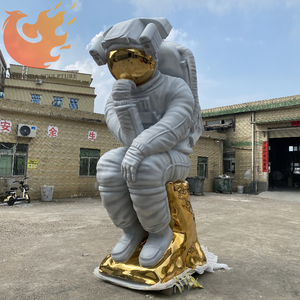 An application scenario or product detail of custom fiberglass statues - Image 8