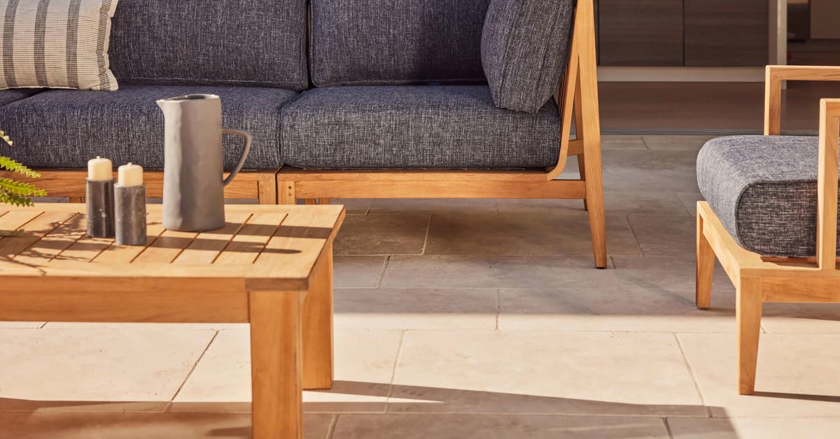 An application scenario or product detail of durable outdoor sofa - Image 12