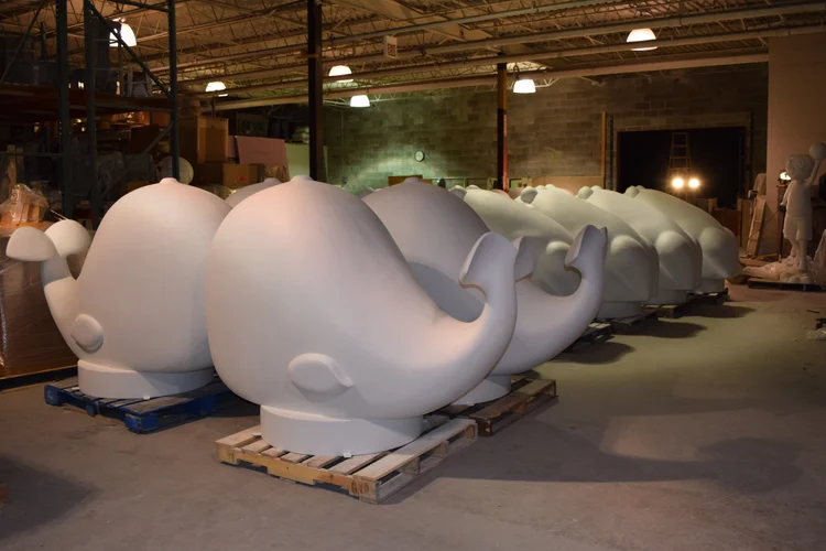 An application scenario or product detail of fiberglass artwork - Image 4
