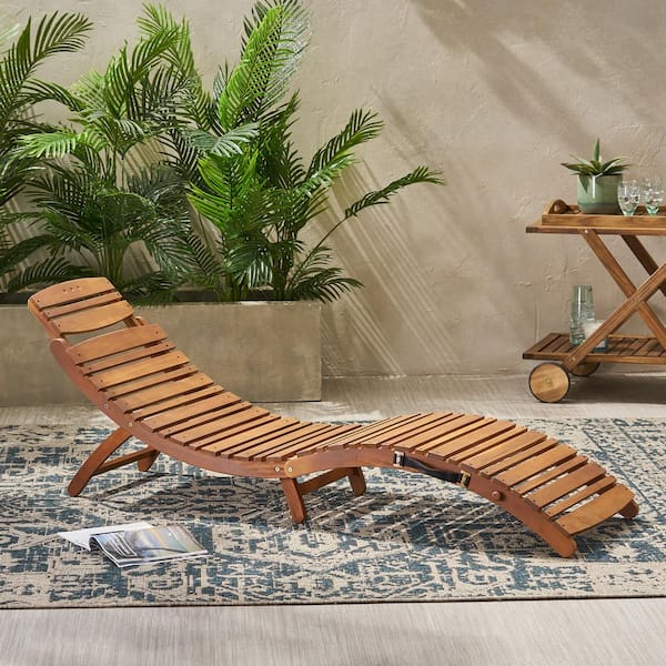 An application scenario or product detail of foldable chaise lounge chairs outdoor - Image 6