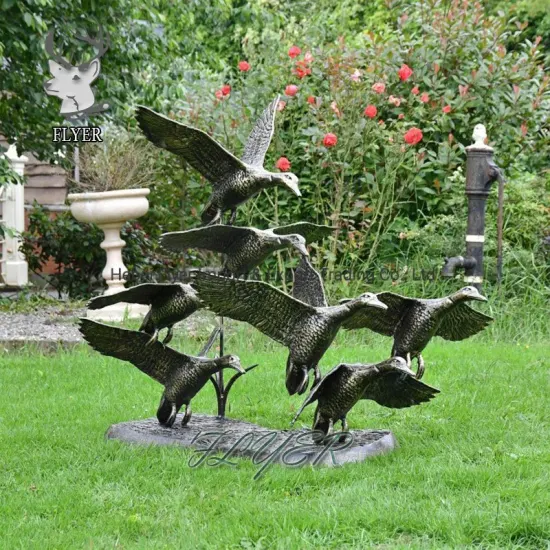 An application scenario or product detail of garden animal sculptures - Image 16