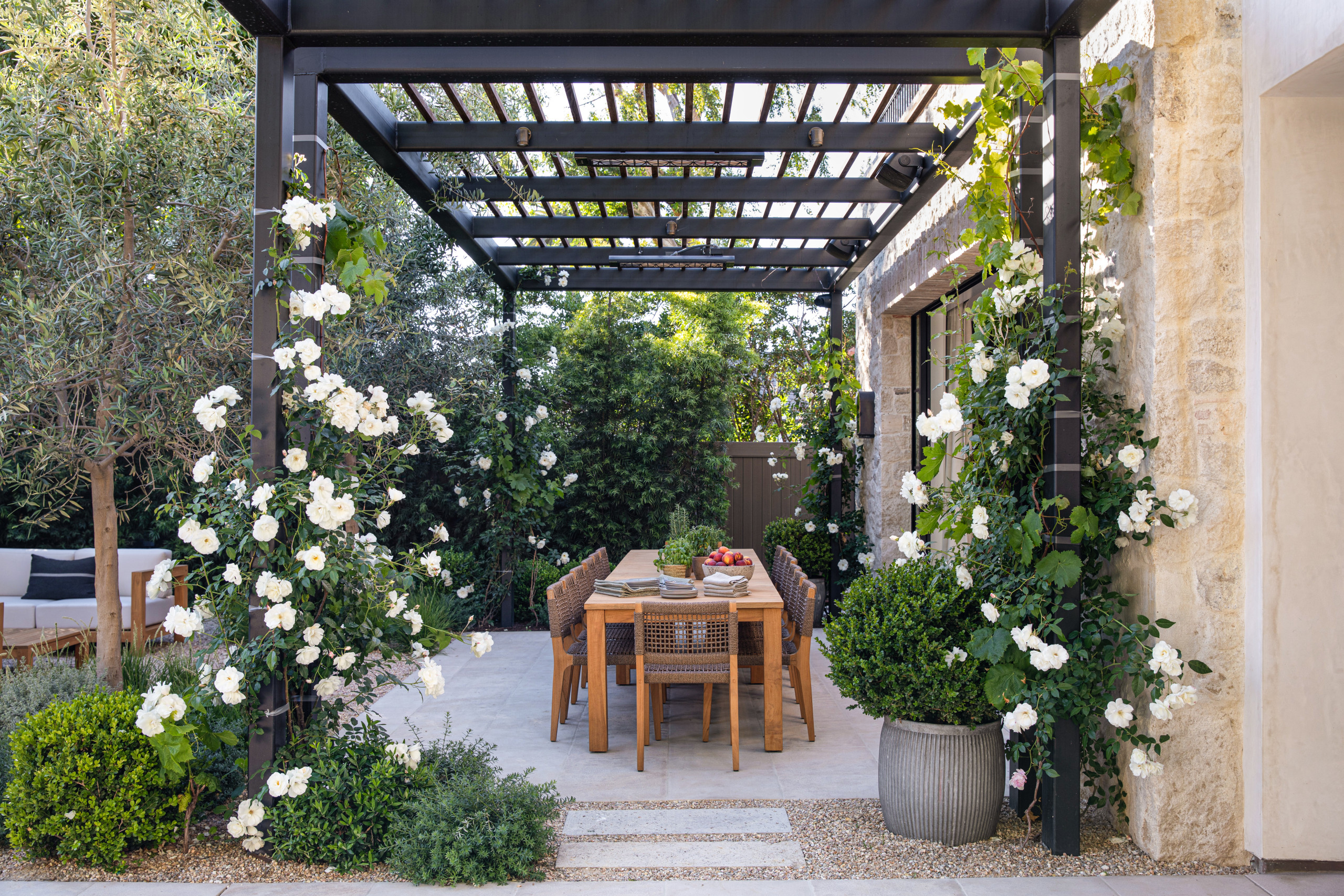 An application scenario or product detail of garden pergola - Image 18