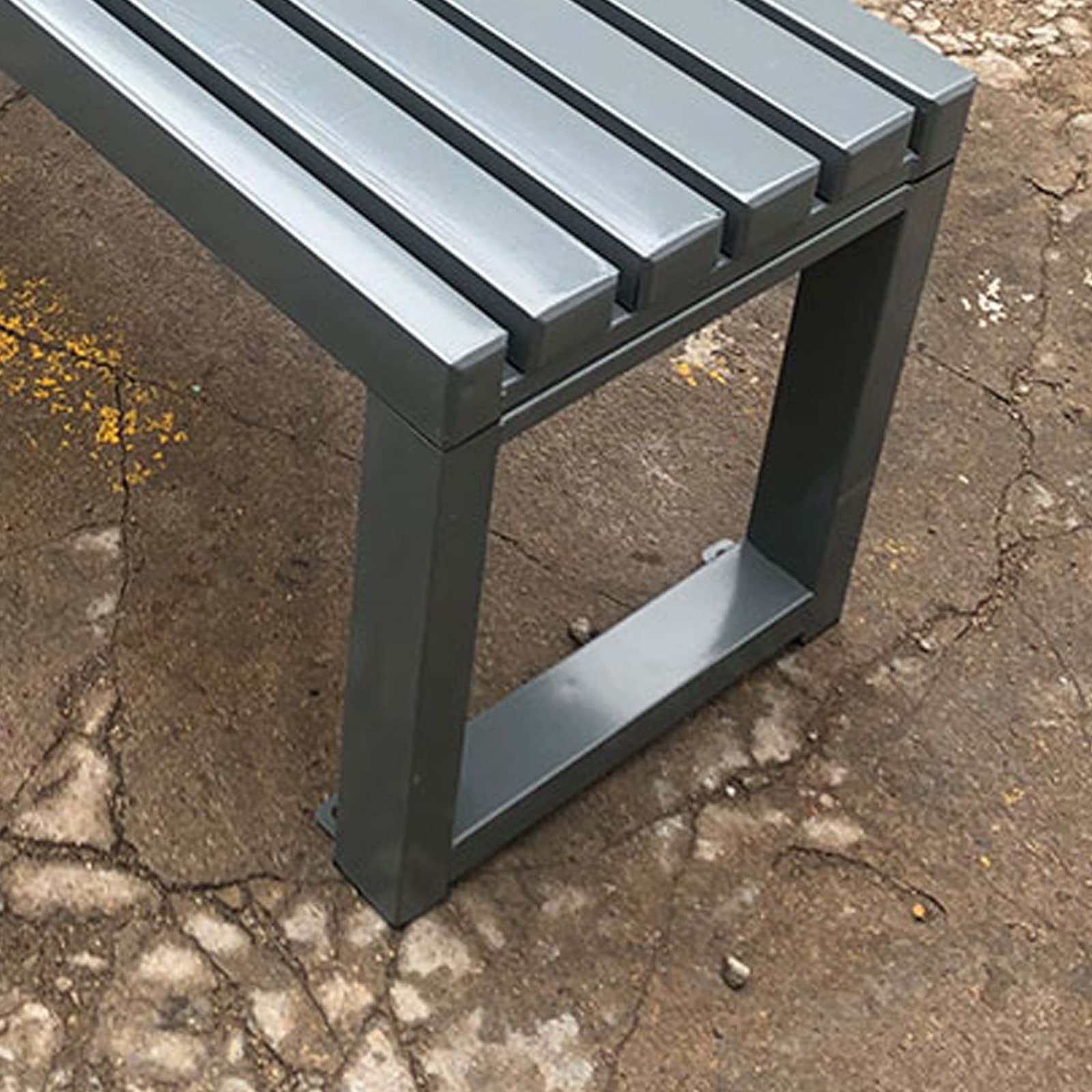 An application scenario or product detail of metal outdoor bench - Image 7