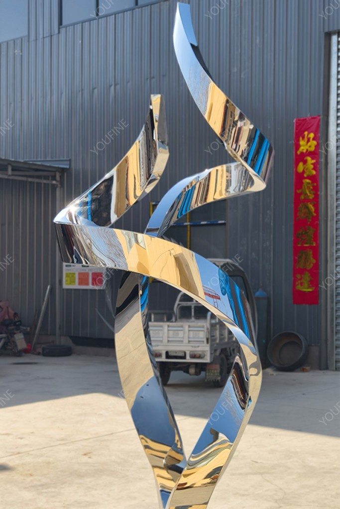 An application scenario or product detail of metal sculpture abstract - Image 13