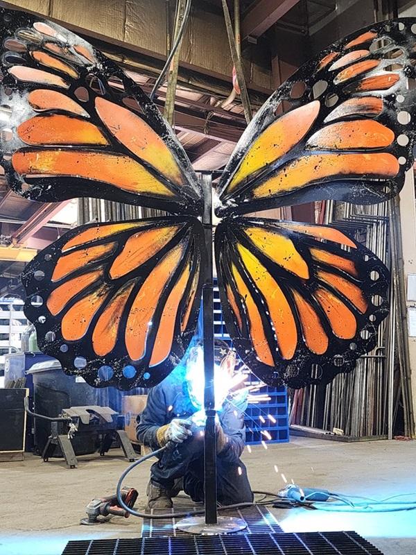 An application scenario or product detail of metal sculpture - Image 6