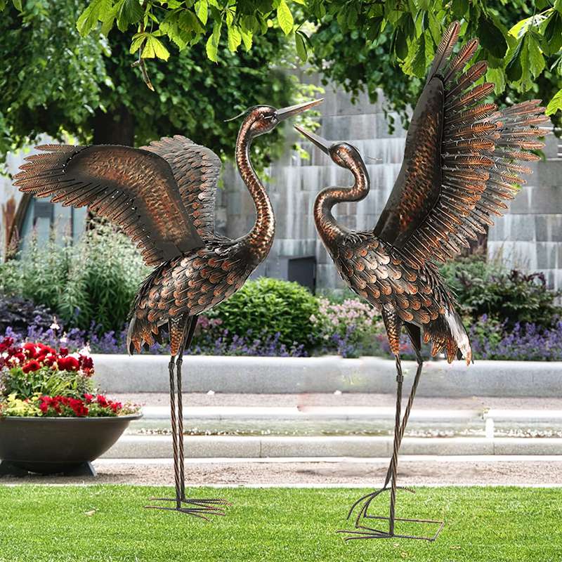 An application scenario or product detail of modern metal garden sculptures - Image 21