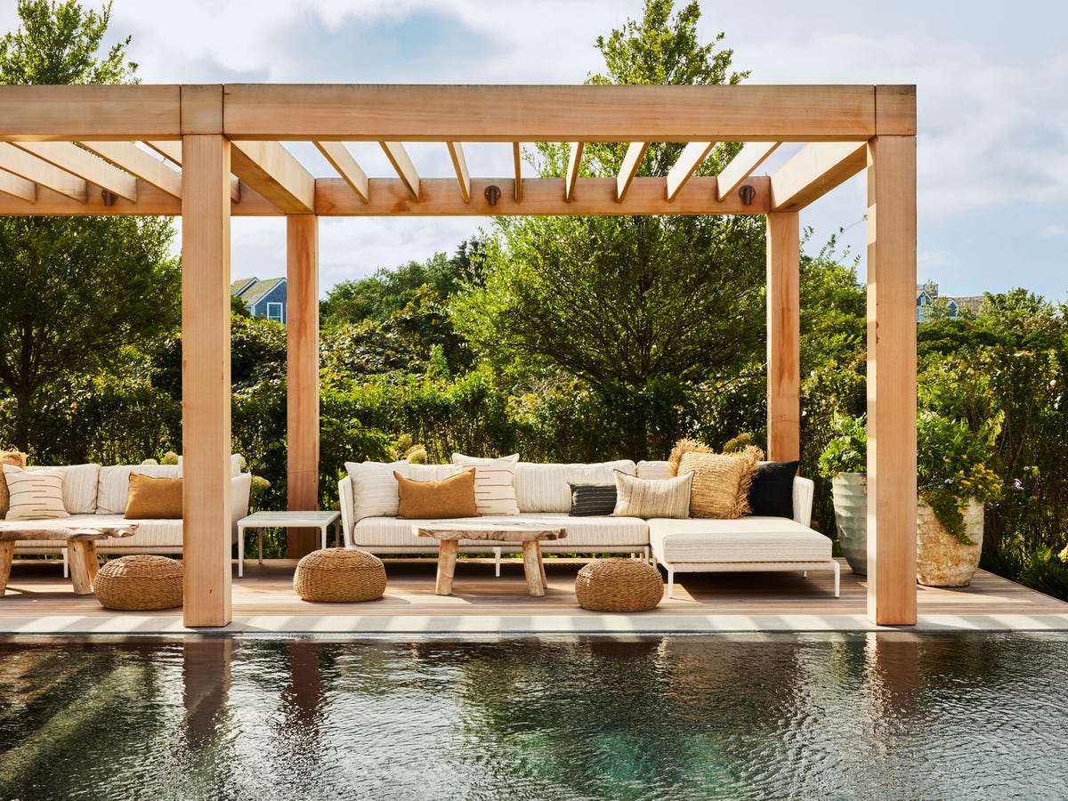 An application scenario or product detail of modern pergola - Image 17