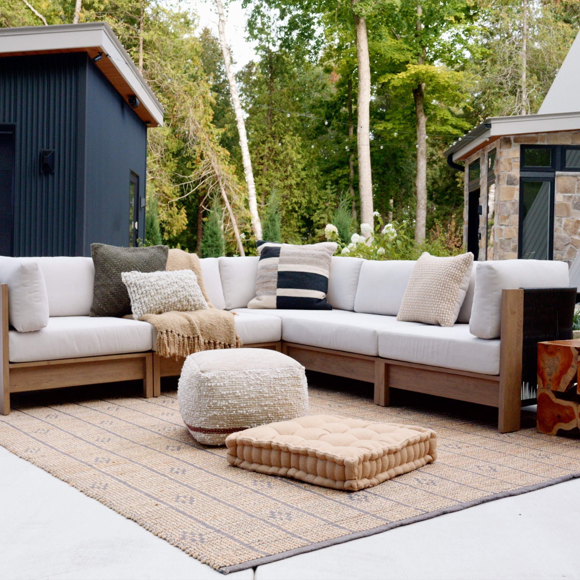 An application scenario or product detail of modular outdoor sofa - Image 19