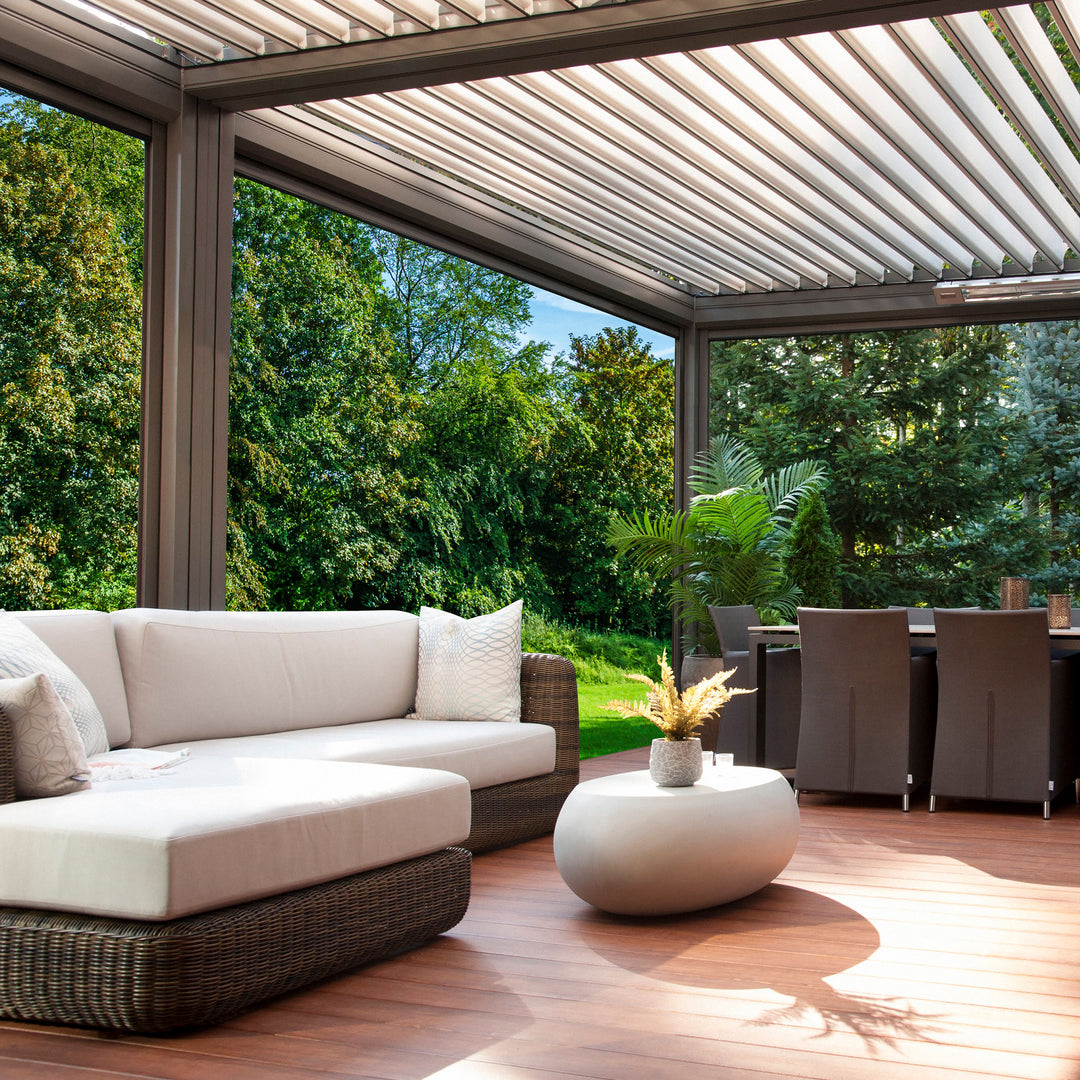 An application scenario or product detail of motorized pergola - Image 3