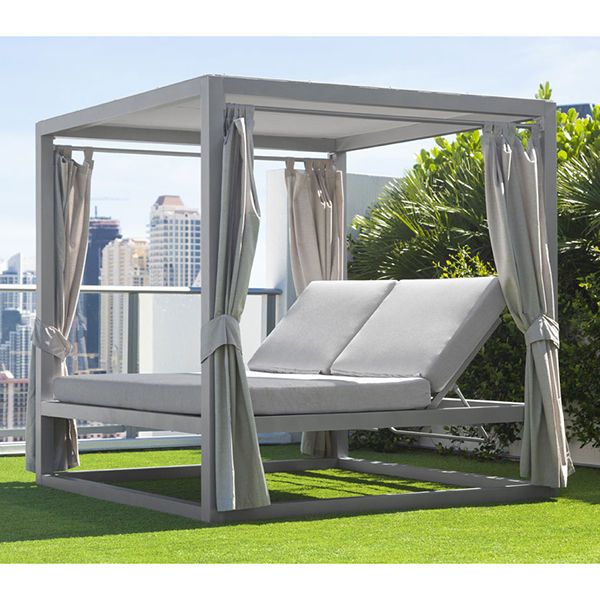 An application scenario or product detail of outdoor cabana daybed - Image 4