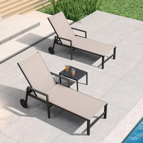 An application scenario or product detail of outdoor chaise lounge chairs with arms - Image 14
