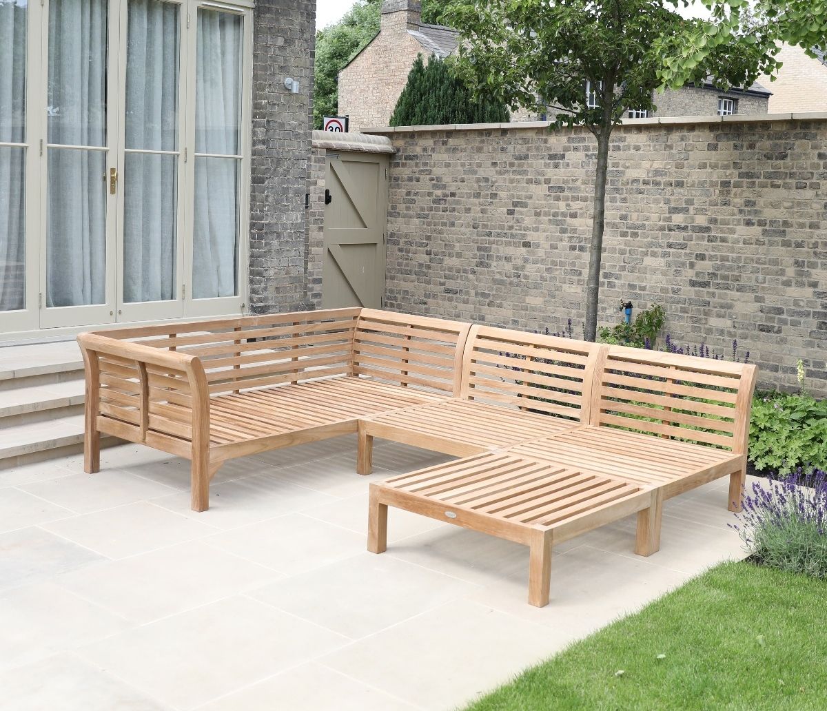 An application scenario or product detail of outdoor corner daybed - Image 11