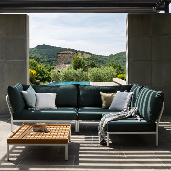 An application scenario or product detail of outdoor corner sofa - Image 1