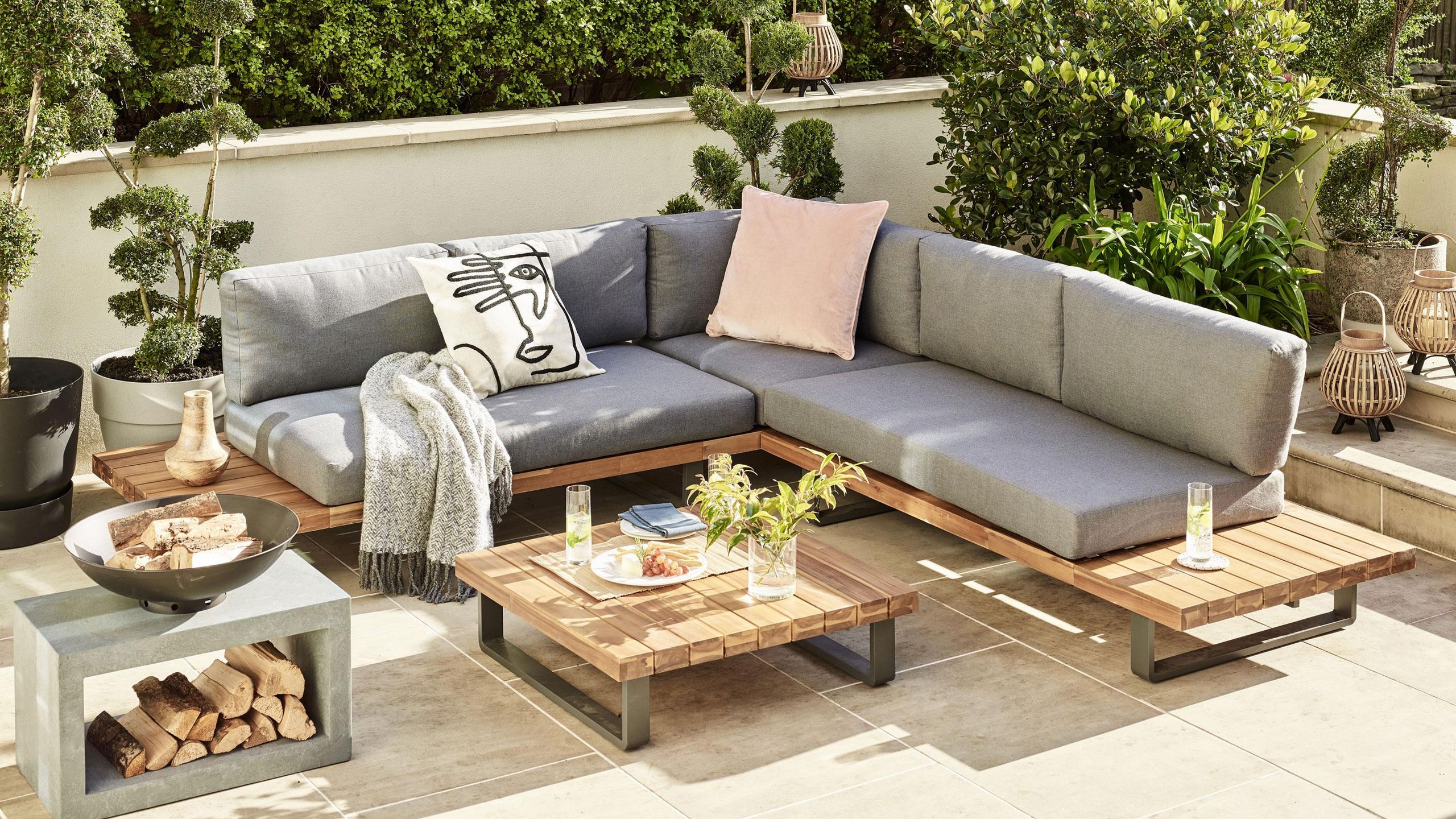 An application scenario or product detail of outdoor corner sofa - Image 6