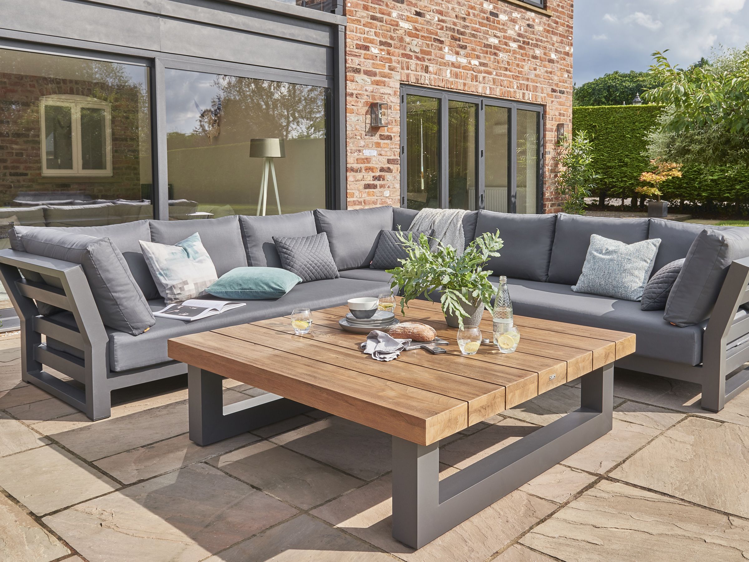 An application scenario or product detail of outdoor corner sofa - Image 15