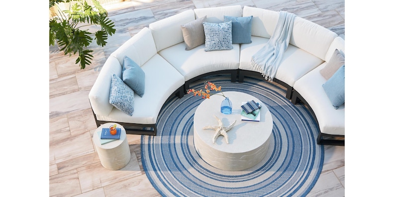An application scenario or product detail of outdoor curved sofa - Image 8