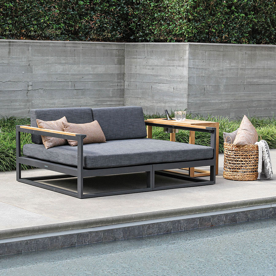 An application scenario or product detail of "outdoor daybed​ - Image 4