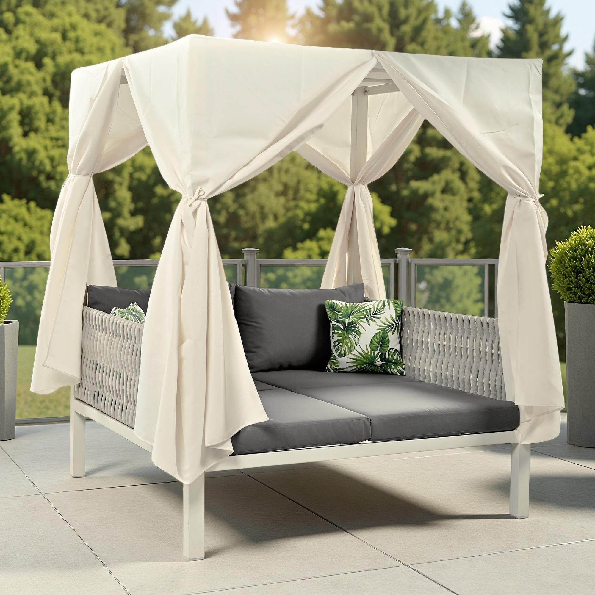 An application scenario or product detail of outdoor daybeds with canopy - Image 11
