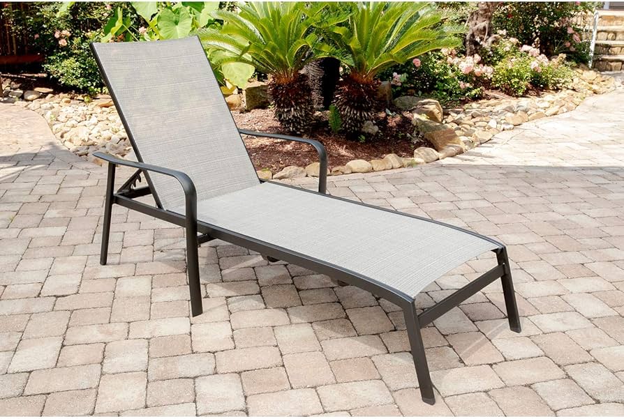 An application scenario or product detail of outdoor lounge chaise - Image 12