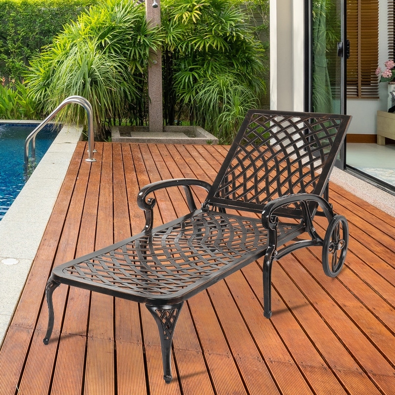 An application scenario or product detail of outdoor metal chaise lounge - Image 5