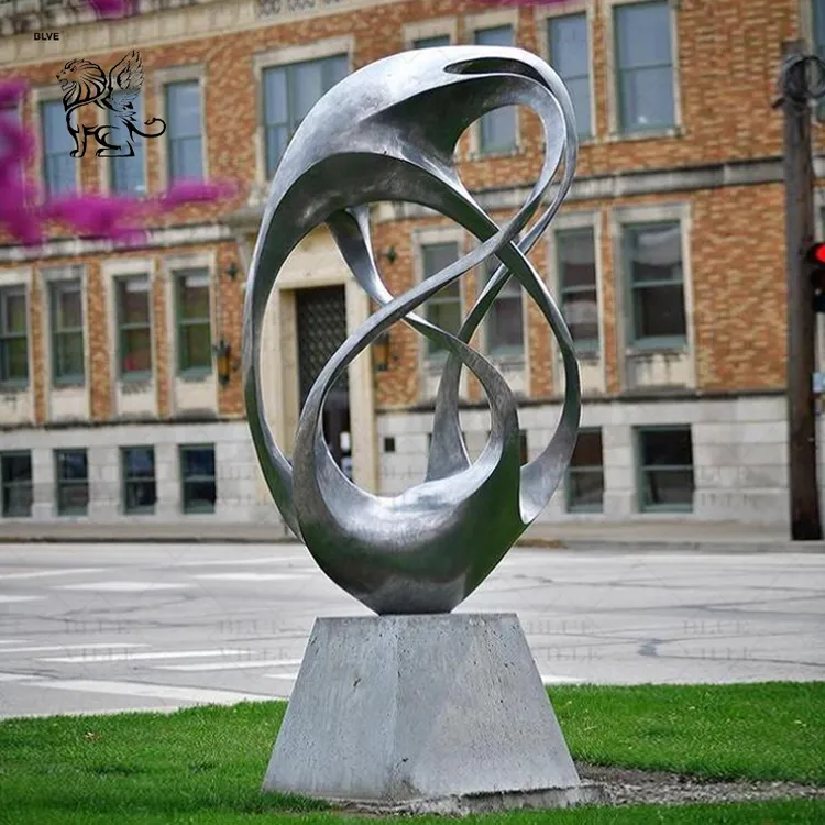 An application scenario or product detail of outdoor metal sculpture - Image 8