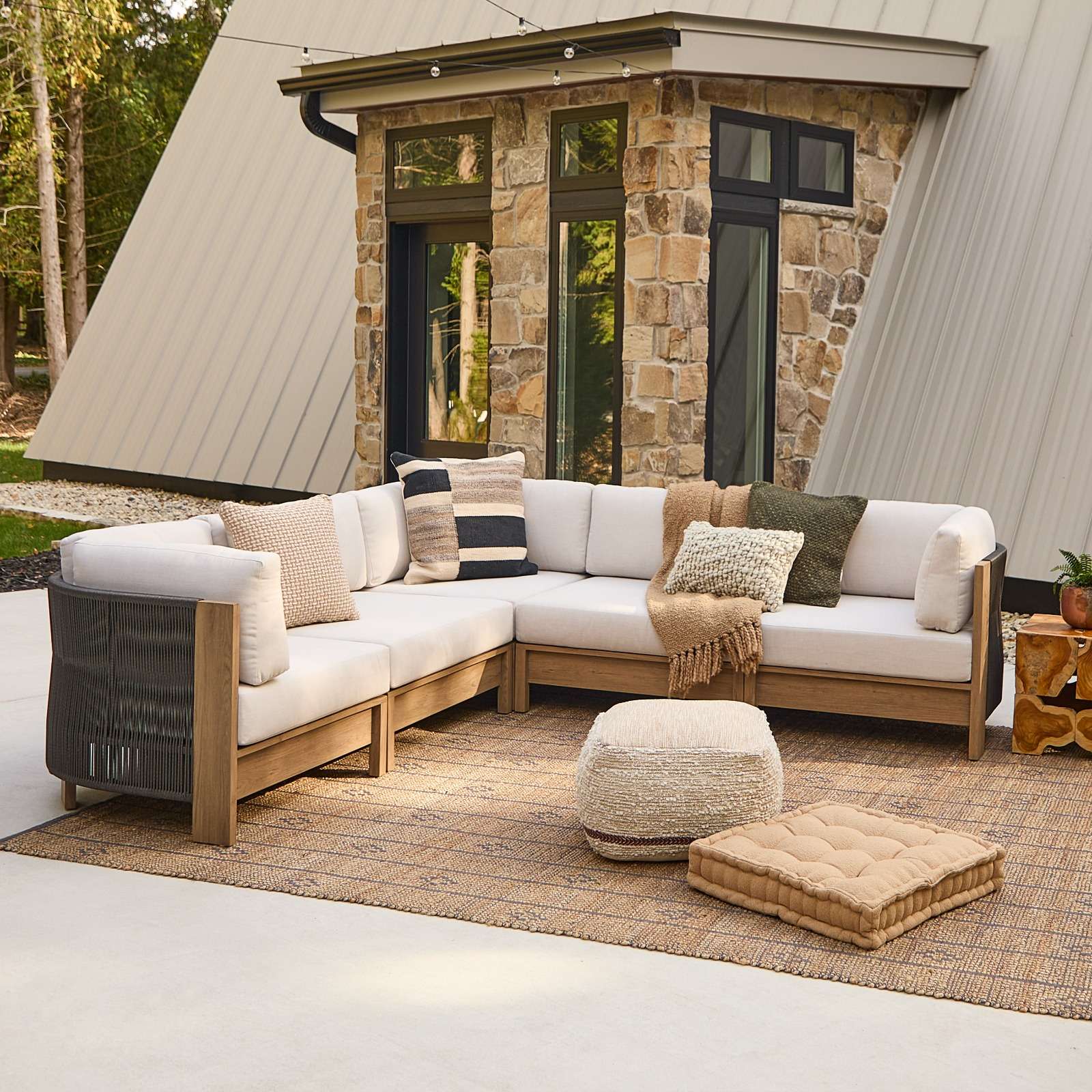 An application scenario or product detail of outdoor modular sofa - Image 16