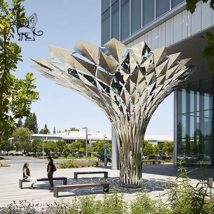 An application scenario or product detail of outdoor sculpture - Image 10