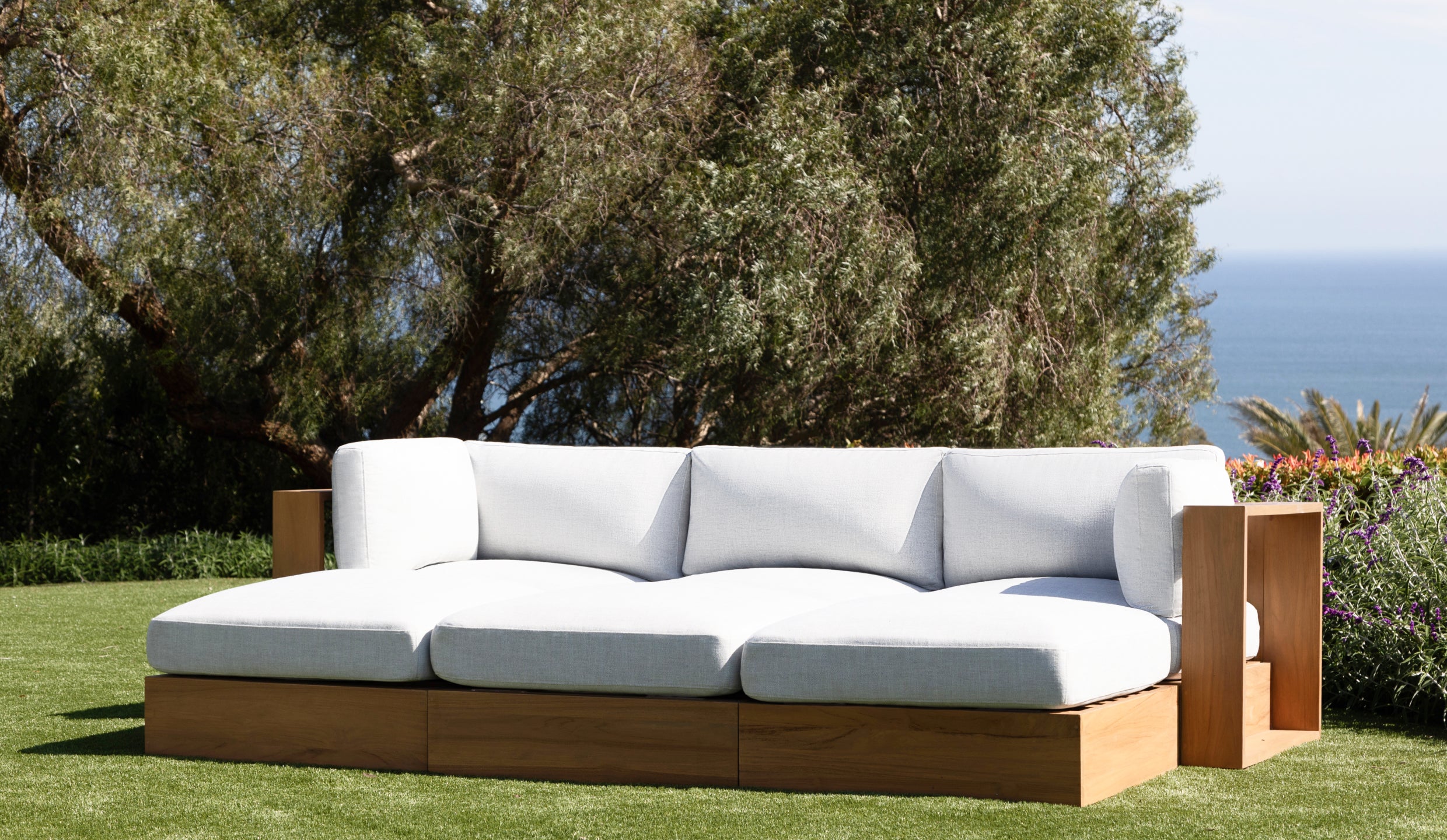 An application scenario or product detail of outdoor sofa daybed - Image 18