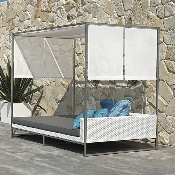 An application scenario or product detail of outdoor wicker canopy daybed - Image 16