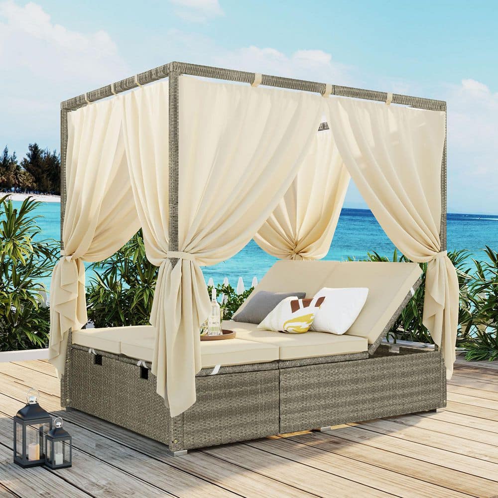 Featured image for the outdoor wicker canopy daybed guide