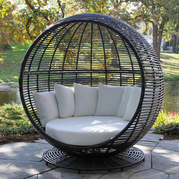 An application scenario or product detail of outdoor wicker daybed - Image 15