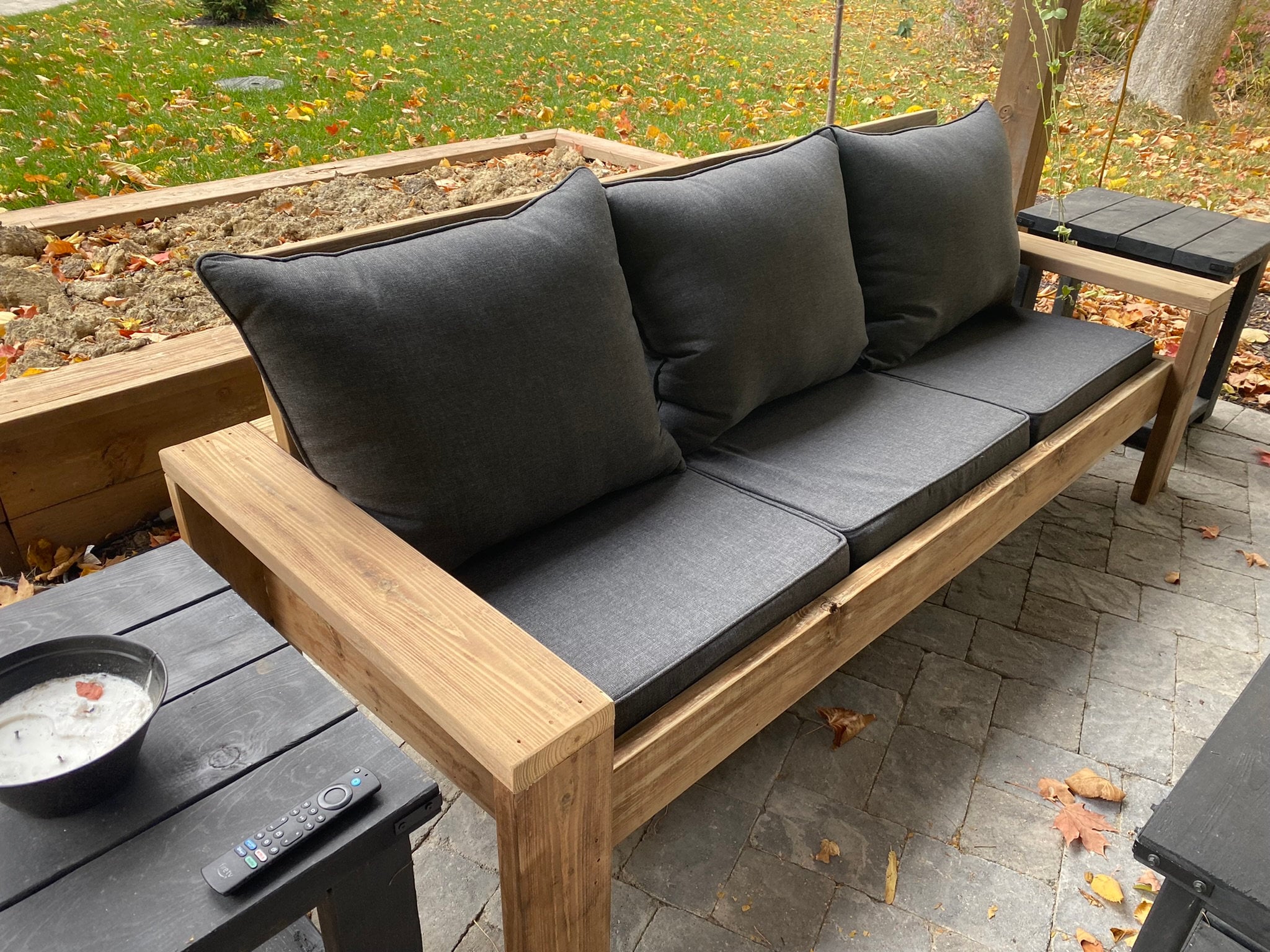 An application scenario or product detail of outdoor wood sofa - Image 22