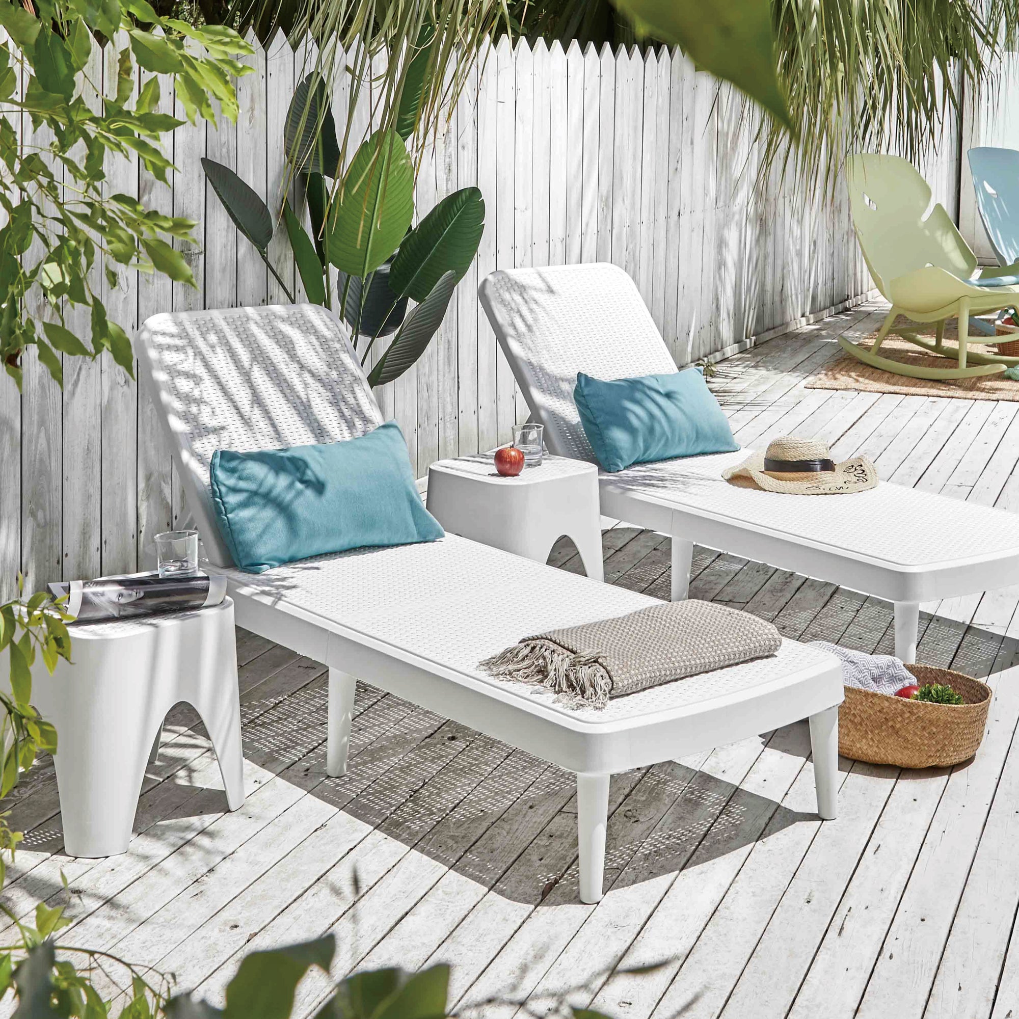 An application scenario or product detail of rattan chaise lounge outdoor - Image 6