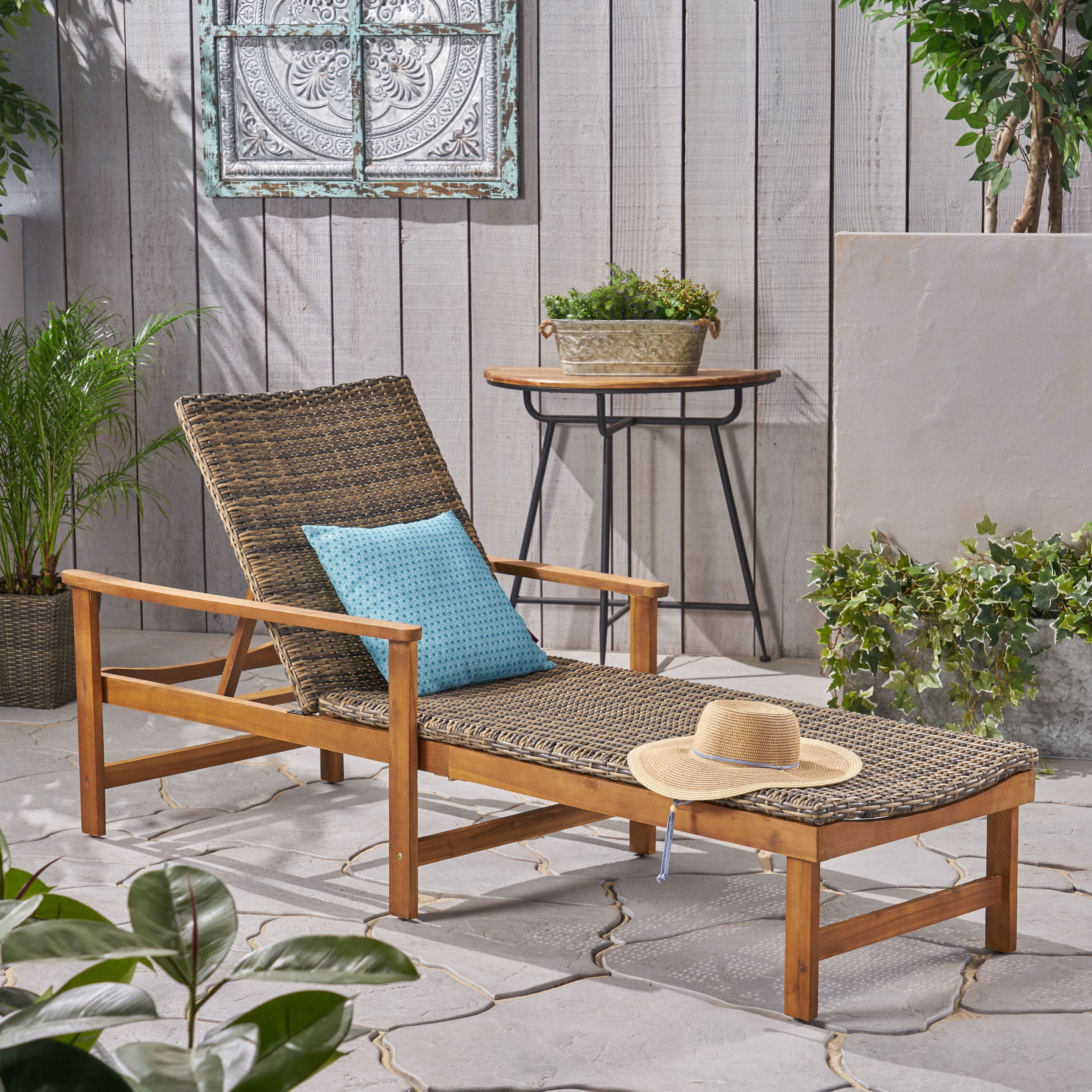 An application scenario or product detail of rattan chaise lounge outdoor - Image 7