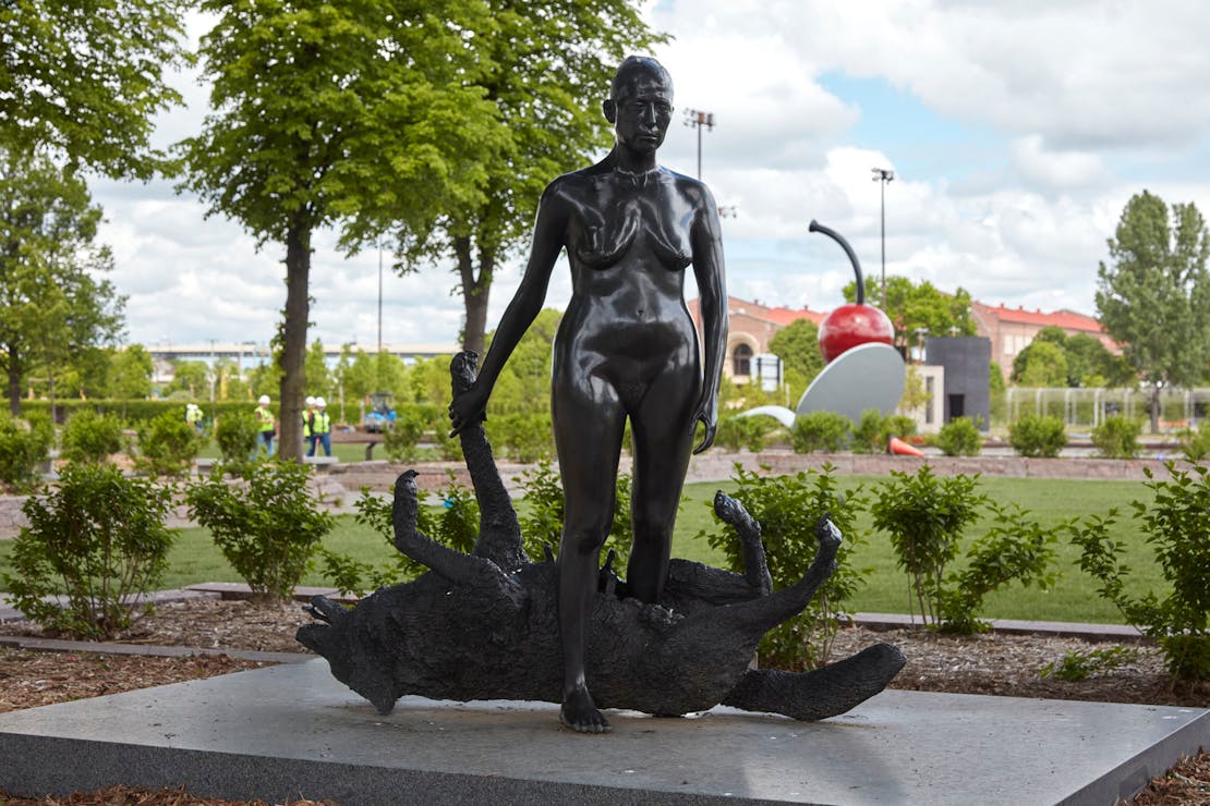 An application scenario or product detail of sculpture garden - Image 1