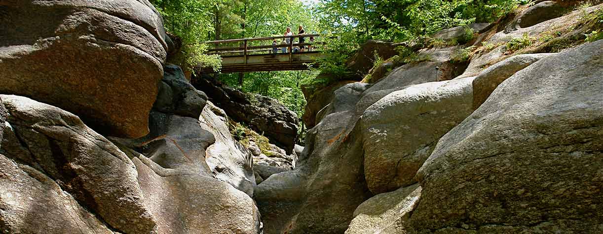 An application scenario or product detail of sculptured rocks - Image 15